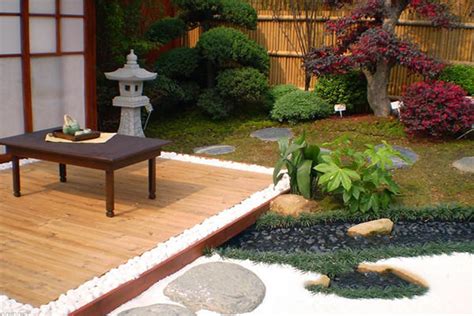日式庭院石頭